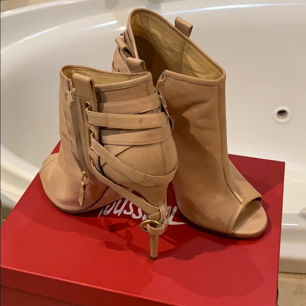 JEROME ROUSSEAU NUDE HEELS